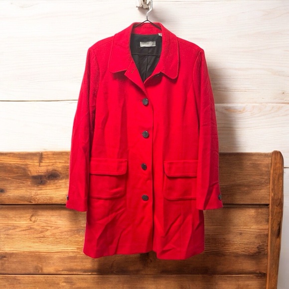 Liz Claiborne Red Trench Coat with Notched Lapel and Wool Blend - Picture 5 of 6